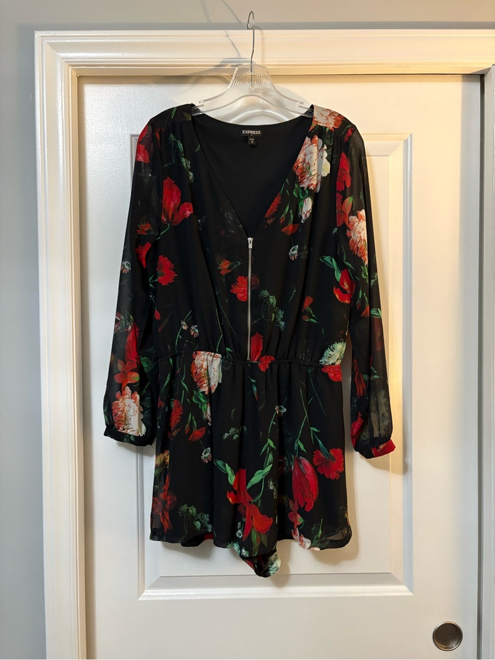 NWOT Express Black Floral zip front Romper with Red & Green Flowers